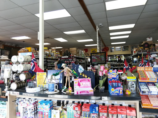 Gourmet Grocery Store «Marina Market», reviews and photos, 18882 Front St NE, Poulsbo, WA 98370, USA