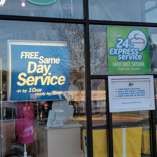 Dry Cleaner «CD One Price Cleaners», reviews and photos, 1023 Maple Ave, Lisle, IL 60532, USA