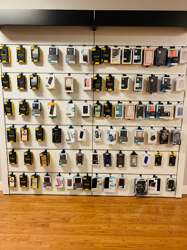 Electronics Repair Shop «uBreakiFix», reviews and photos, 4734 S Kirkman Rd, Orlando, FL 32811, USA