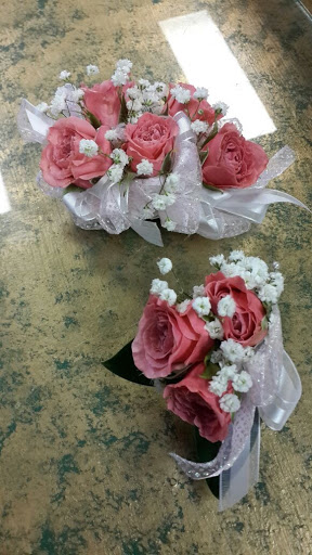 Florist «Elite Floral & Gift Shoppe», reviews and photos, 504 N Alafaya Trail #109, Orlando, FL 32828, USA