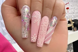 Queen Nails & Spa image