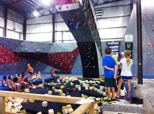 Rock Climbing Gym «Hoosier Heights Indianapolis», reviews and photos, 9850 Mayflower Park Dr, Carmel, IN 46032, USA