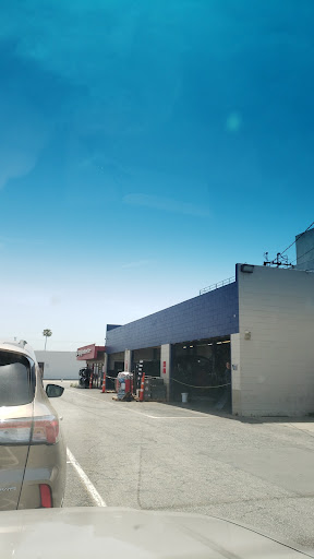 Car Repair and Maintenance «Pep Boys Auto Service & Tire», reviews and photos, 5453 Del Amo Blvd, Lakewood, CA 90712, USA