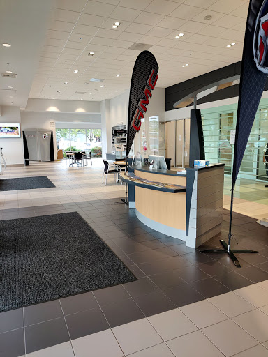 Car Dealer «Auto Town Buick GMC», reviews and photos, 19495 SE McLoughlin Blvd, Gladstone, OR 97027, USA