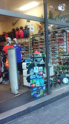 Tiendas para comprar pasamontañas nike Montevideo