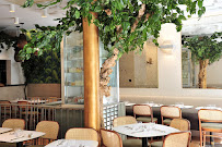 Atmosphère du Restaurant DS Café Niel à Paris - n°10