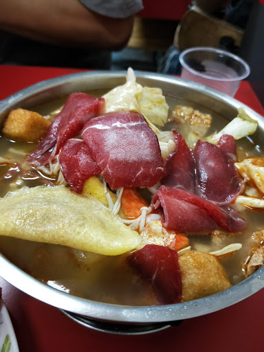 高雄市楠梓區美食 花豆腐韓式豆腐煲專賣店 推薦必吃餐廳 楠梓人氣美食 在地熱門宵夜 平價晚餐 宵夜小火鍋