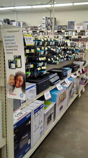 Department Store «Bi-Mart», reviews and photos, 2800 NE Hogan Dr, Gresham, OR 97030, USA