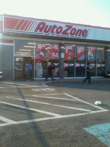 AutoZone, 4505 St Barnabas Rd, Marlow Heights, MD 20748, USA, 