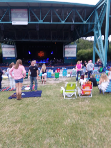 Amphitheater «Veterans United Home Loans Amphitheater at Virginia Beach», reviews and photos, 3550 Cellar Door Way, Virginia Beach, VA 23456, USA