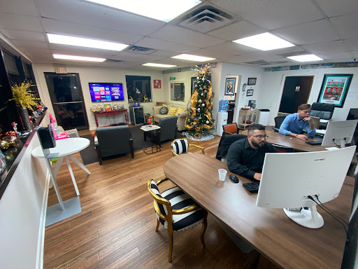 Used Car Dealer «Auto Direct», reviews and photos, 729 N Causeway Blvd, Mandeville, LA 70448, USA