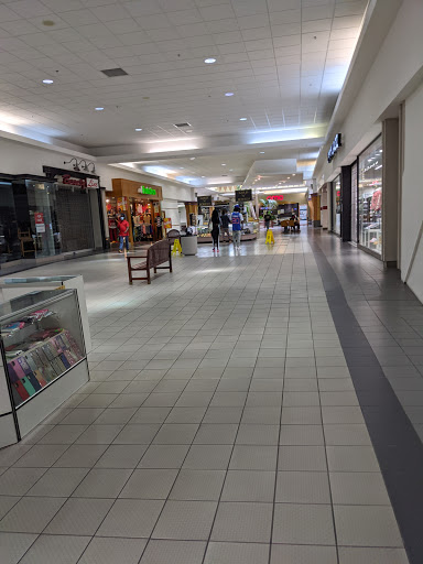 Shopping Mall «Dutch Square Mall», reviews and photos, 421 Bush River Rd, Columbia, SC 29210, USA