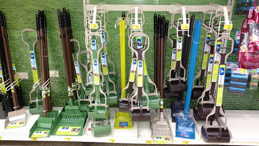 Pet Supply Store «PetSmart», reviews and photos, 10164 Colerain Ave, Cincinnati, OH 45251, USA