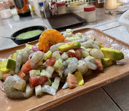 mariscos el tucán photo