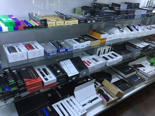 Tobacco Shop «Nirvana smoke shop», reviews and photos, 215 N Carroll Blvd, Denton, TX 76201, USA