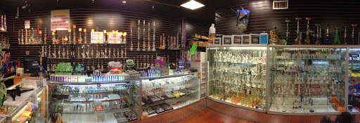 Body Piercing Shop «Vibes Smoke Shop & Piercing», reviews and photos, 1222 El Camino Real, Redwood City, CA 94061, USA