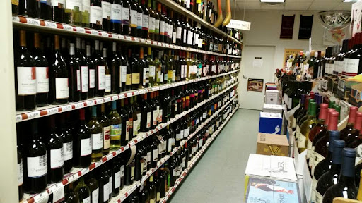 Liquor Store «Putnam Wine & Liquor», reviews and photos, 545 US-6, Mahopac, NY 10541, USA