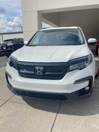 Honda Dealer «Flow Honda in Winston Salem», reviews and photos, 2600 Peters Creek Pkwy, Winston-Salem, NC 27127, USA