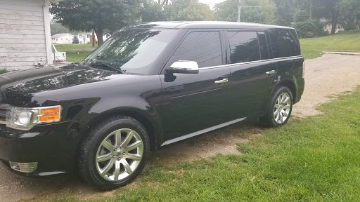 Used Car Dealer «319 Motors», reviews and photos, 2702 6th St SW, Cedar Rapids, IA 52404, USA