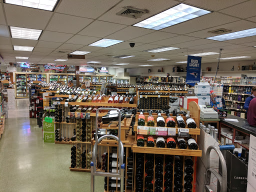 Liquor Store «Ipswich Bottle Shop», reviews and photos, 188 High St, Ipswich, MA 01938, USA