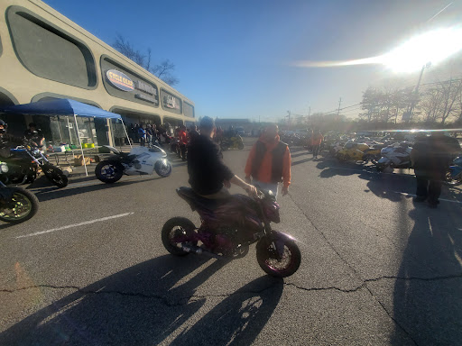 Motorcycle Parts Store «Cycle Gear», reviews and photos, 2052 Lincoln Hwy, Edison, NJ 08817, USA