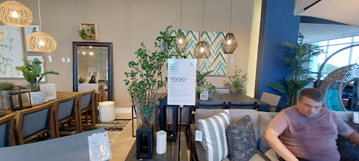 Furniture Store «City Furniture Cutler Bay», reviews and photos, 18750 S Dixie Hwy, Cutler Bay, FL 33157, USA