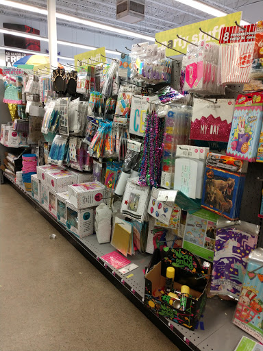 Variety Store «Five Below», reviews and photos, 3910 Commerce Blvd, Dickson City, PA 18519, USA