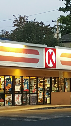 Convenience Store «Circle K», reviews and photos, 296 E 13th Ave, Eugene, OR 97401, USA