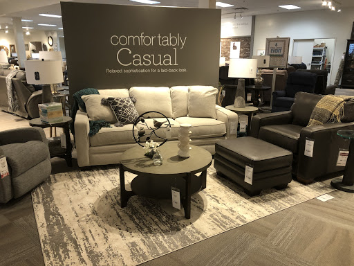 Furniture Store «La-Z-Boy Furniture Galleries», reviews and photos, 2830 Patriot Blvd, Glenview, IL 60026, USA