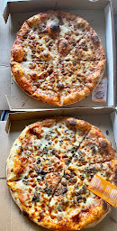 Photo n°19 de Marvel Pizza à Méry-sur-Oise ()