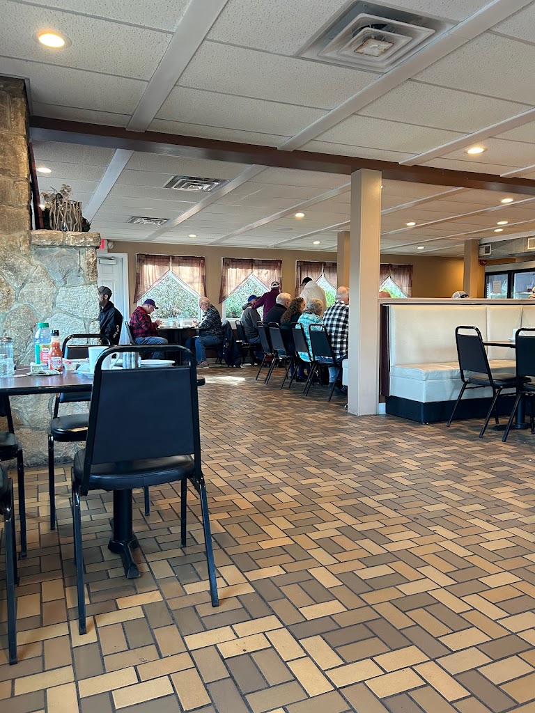 Jackies Family Restaurant 43749