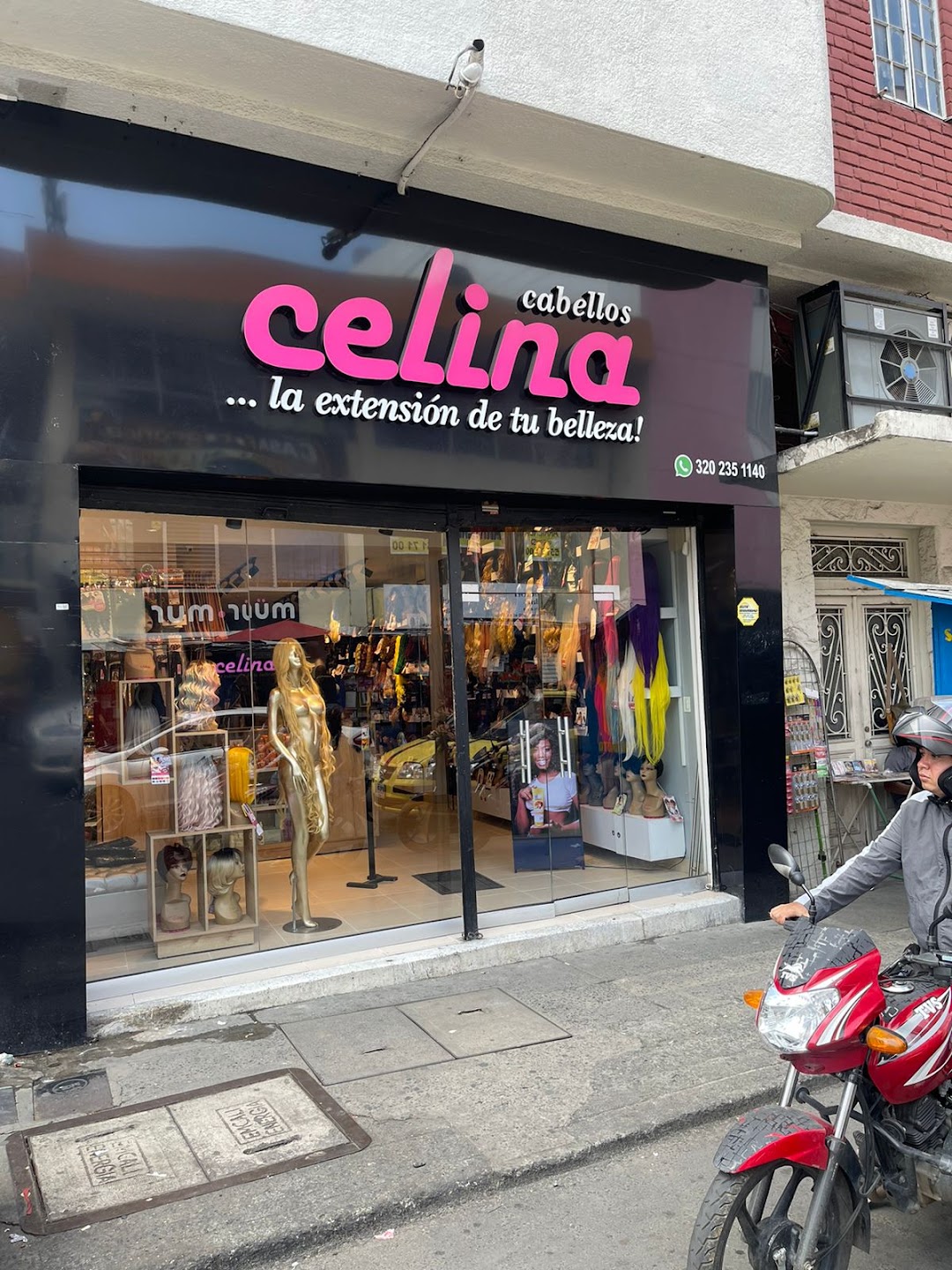 Cabellos Celina