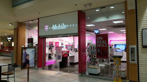 T-Mobile, 2150 Martin Luther King Jr Blvd #2226, Panama City, FL 32405, USA, 