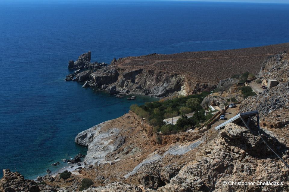 Φωτογραφία του Hiromili beach με μικρός κόλπος