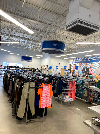 Thrift Store «Goodwill Industries of Greater Cleveland & East Central Ohio», reviews and photos, 16160 Pearl Rd, Strongsville, OH 44136, USA