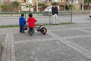 Plaza de juegos santa josefina image