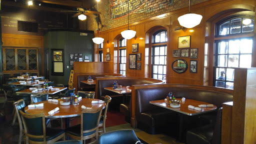 Shopping Mall «The Commons at Calabasas», reviews and photos, 4799 Commons Way, Calabasas, CA 91302, USA