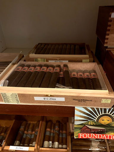 Tobacco Shop «Old Virginia Tobacco Co», reviews and photos, 5860 Kingstowne Ctr # 160, Alexandria, VA 22315, USA