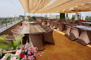 Lahori Barbecue Rooftop image