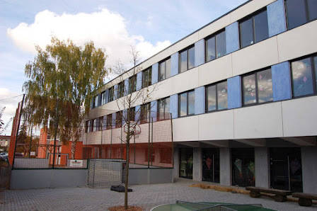 Freie Evangelische Schule Böblingen - Standort Holzgerlingen Robert-Bosch-Straße 2, 71088 Holzgerlingen, Deutschland