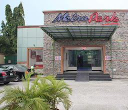 Shopping complex photo