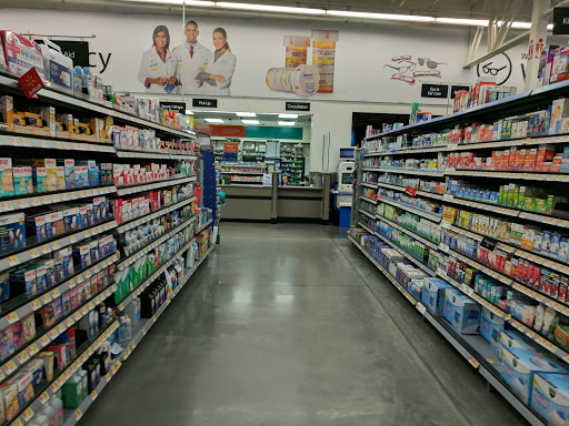 Discount Store «Walmart», reviews and photos, 6501 Veterans Memorial Pkwy, Crestwood, KY 40014, USA