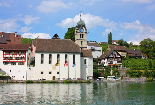 Rezensionen über Kirche Eglisau in Bülach - Kirche
