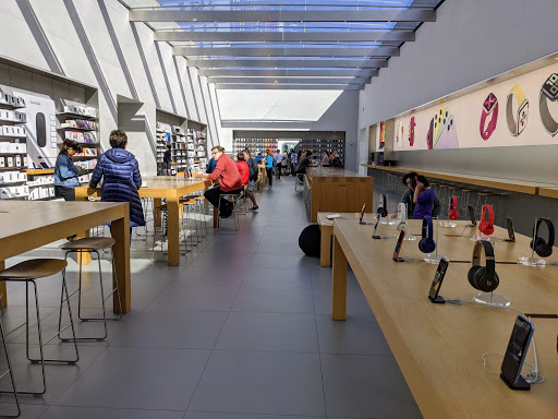 Computer Store «Apple Stanford», reviews and photos, 379 Stanford Shopping Center, Palo Alto, CA 94304, USA