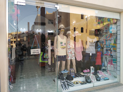 Casa del tarocco(shop for clothes & shoes) oriental coast marsa Alam