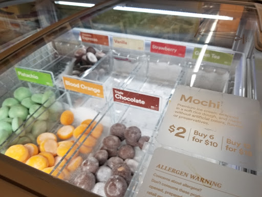 Grocery Store «Whole Foods Market», reviews and photos, 1028 Beacon St, Brookline, MA 02446, USA