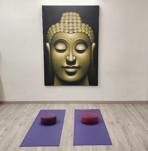 Adebem Yoga | Centro De Yoga Y Pilates En Vilanova Y La Geltrú