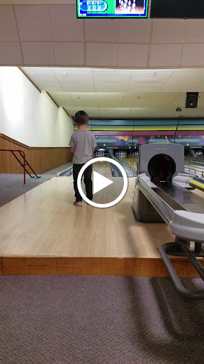 Bowling Alley «River Bend Bowling», reviews and photos, 1001 N Shiawassee St, Corunna, MI 48817, USA