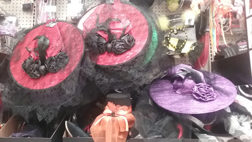 Discount Store «Walmart», reviews and photos, 1040 Green Acres Rd, Eugene, OR 97408, USA