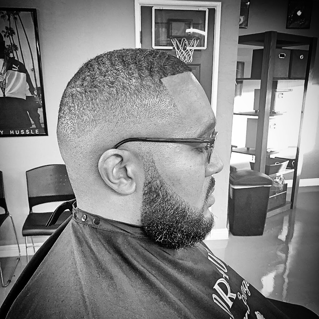 Landreaux’s Barber Lounge 90249